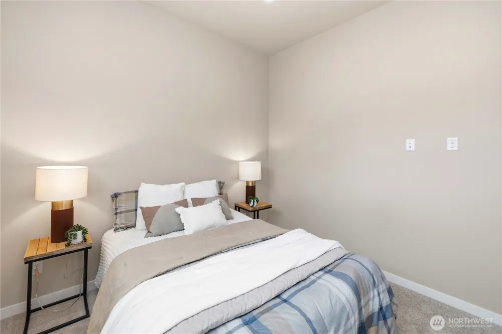 23612 SE Aspen Street Black Diamond, WA 98010