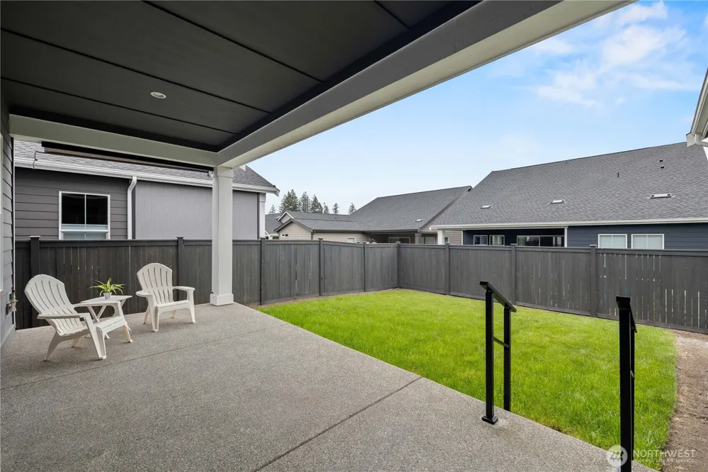 23612 SE Aspen Street Black Diamond, WA 98010
