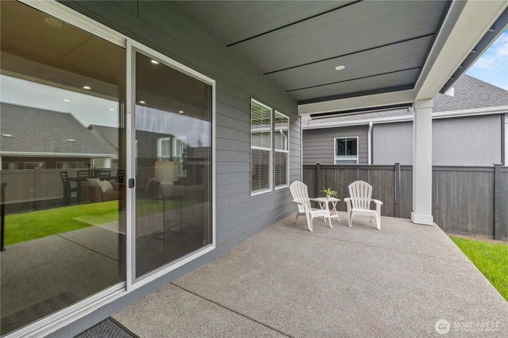 23612 SE Aspen Street Black Diamond, WA 98010