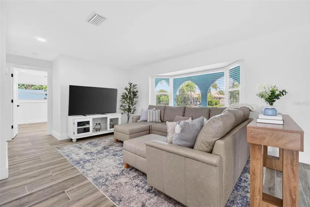650 64TH AVENUE St Pete Beach, FL 33706