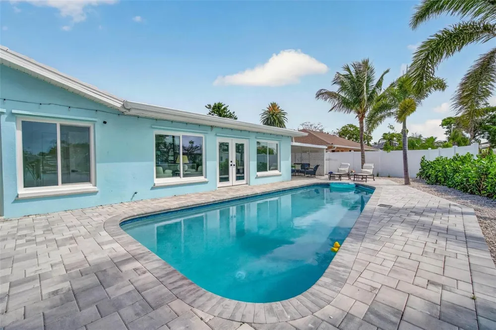 650 64TH AVENUE St Pete Beach, FL 33706