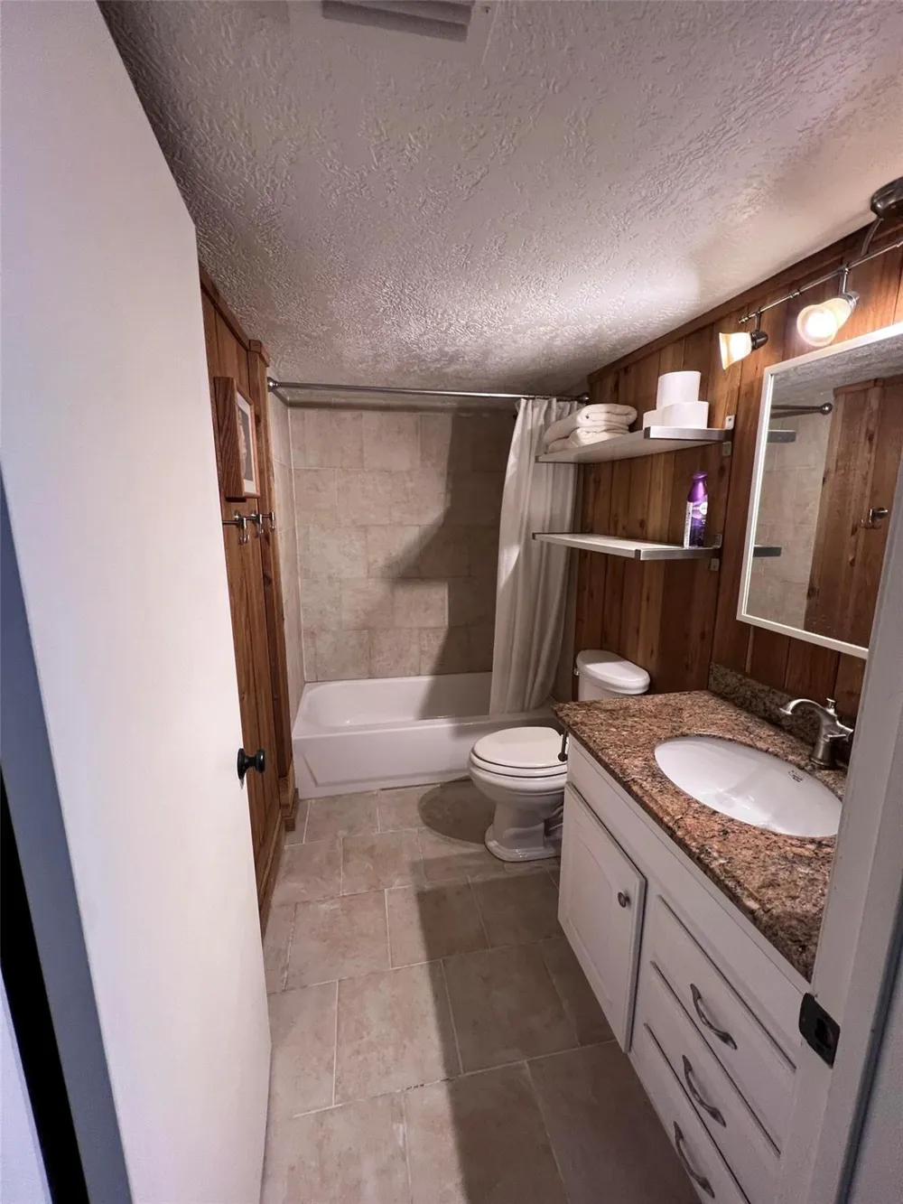7 Flounder Circle Freeport, TX 77541
