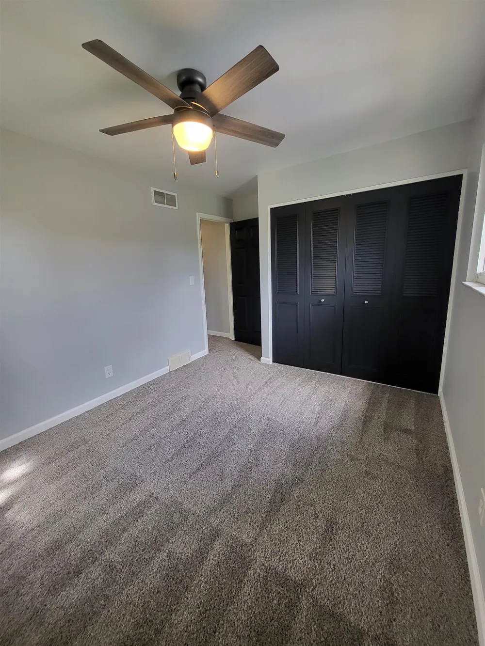 537 Clarion Street Clio City, MI 48420