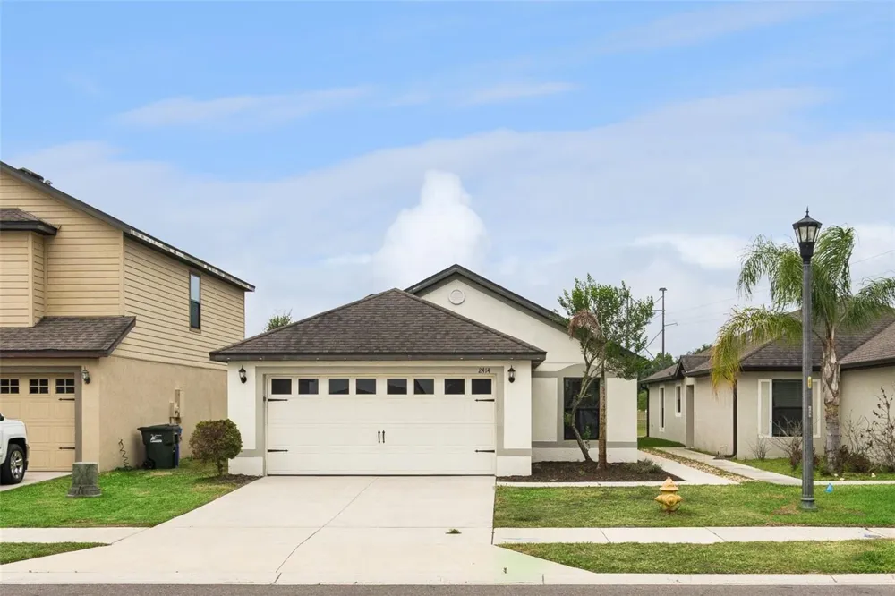 2414 CASPIAN DRIVE Lakeland, FL 33805
