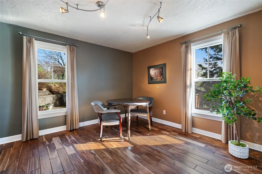 602 NW 18th Loop Camas, WA 98607