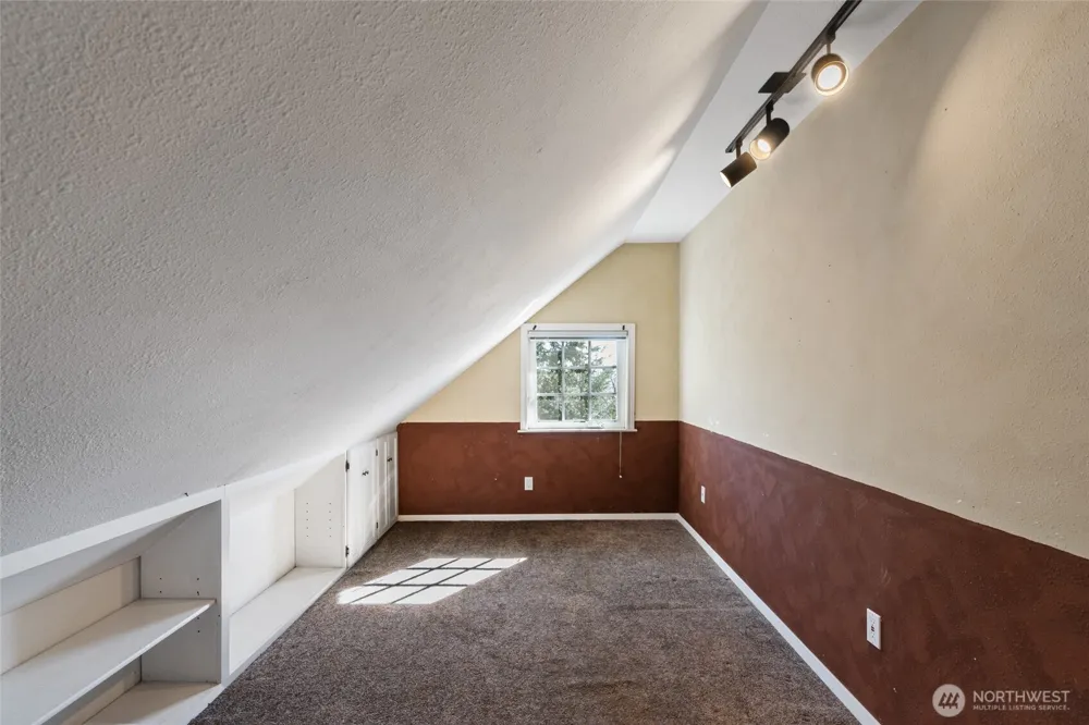 602 NW 18th Loop Camas, WA 98607