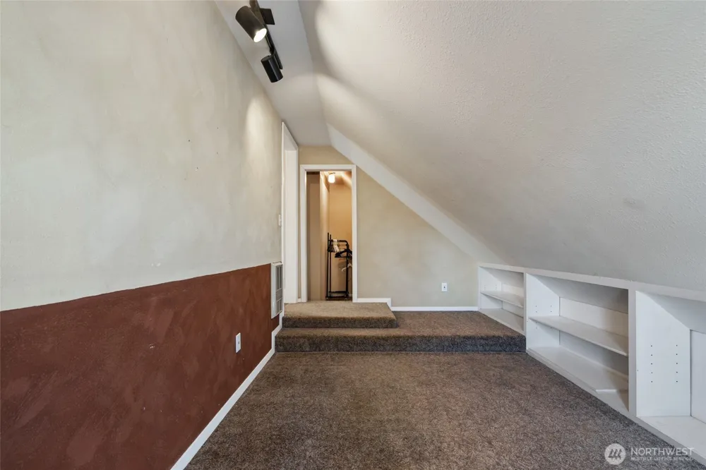 602 NW 18th Loop Camas, WA 98607