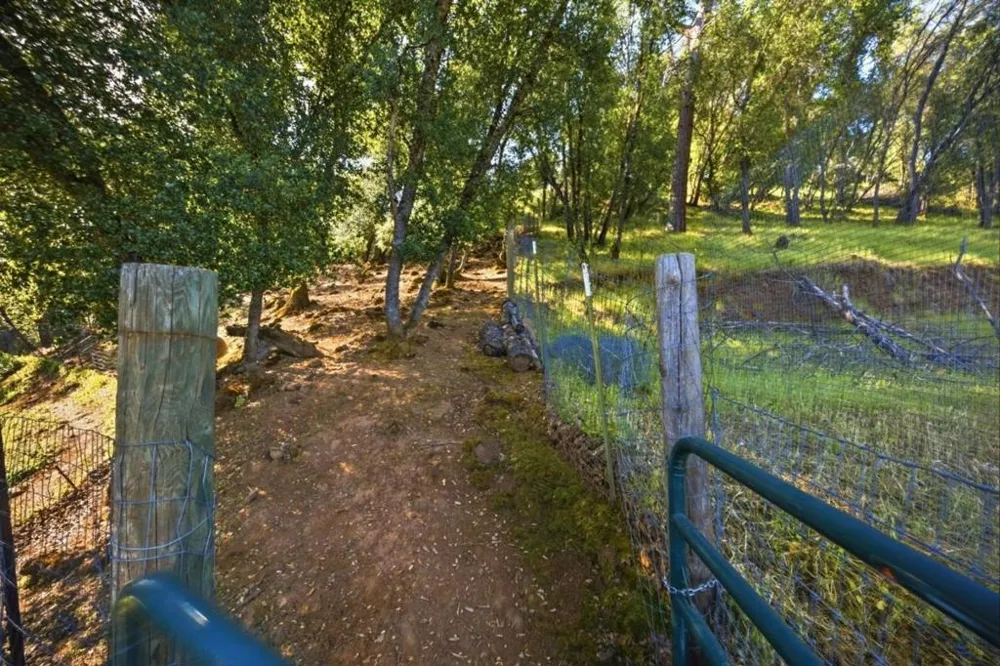 2353 Stagecoach Canyon Road Pope Valley, CA 94567