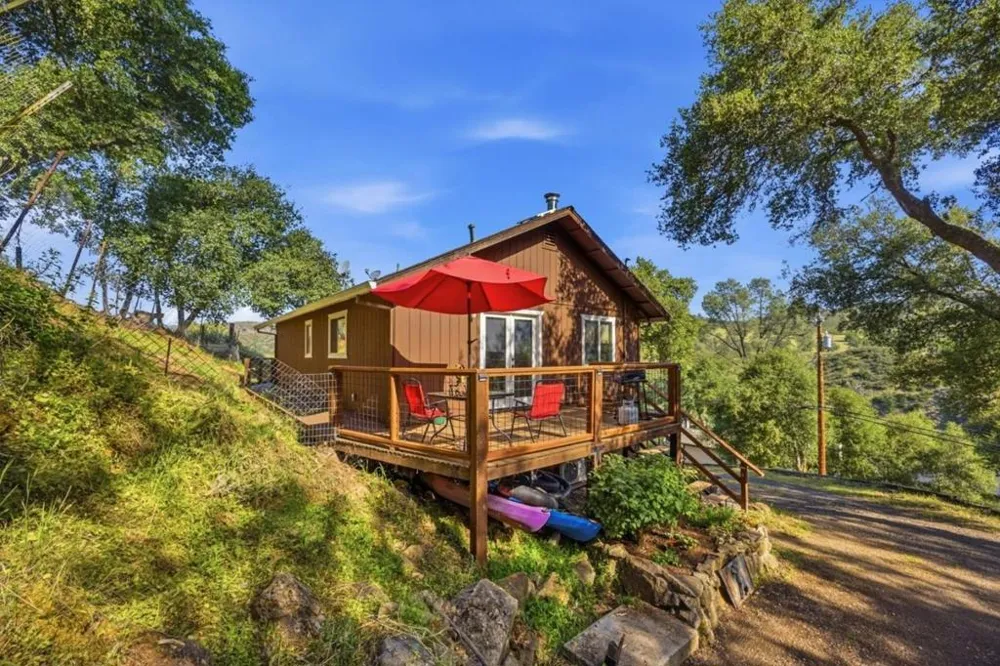 2353 Stagecoach Canyon Road Pope Valley, CA 94567