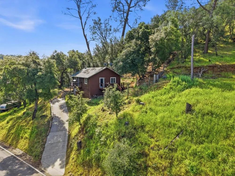 2353 Stagecoach Canyon Road Pope Valley, CA 94567