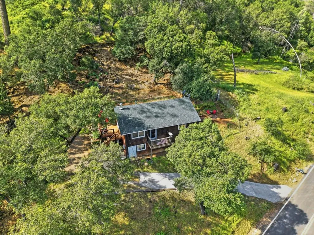 2353 Stagecoach Canyon Road Pope Valley, CA 94567