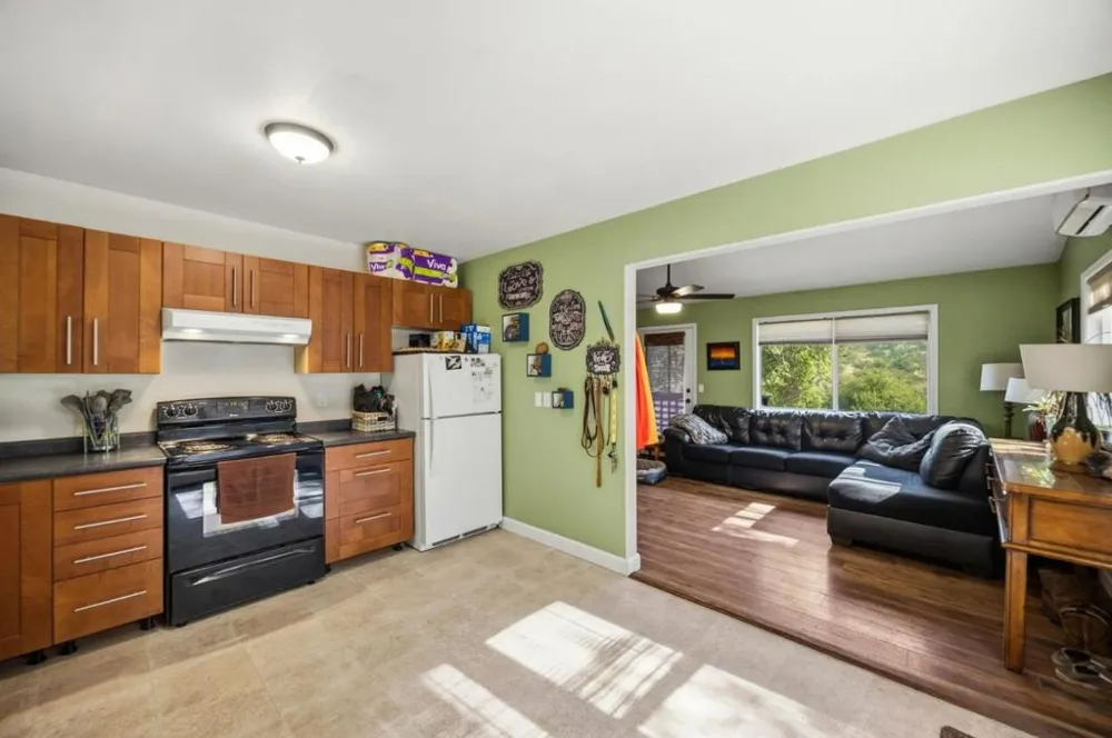 2353 Stagecoach Canyon Road Pope Valley, CA 94567
