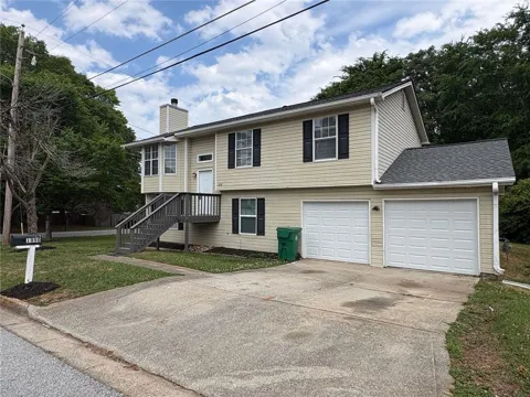 1990 Lown Farm Lane