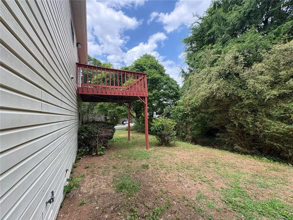 1990 Lown Farm Lane Lithonia, GA 30058