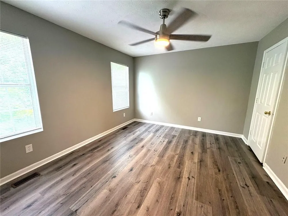 1990 Lown Farm Lane Lithonia, GA 30058