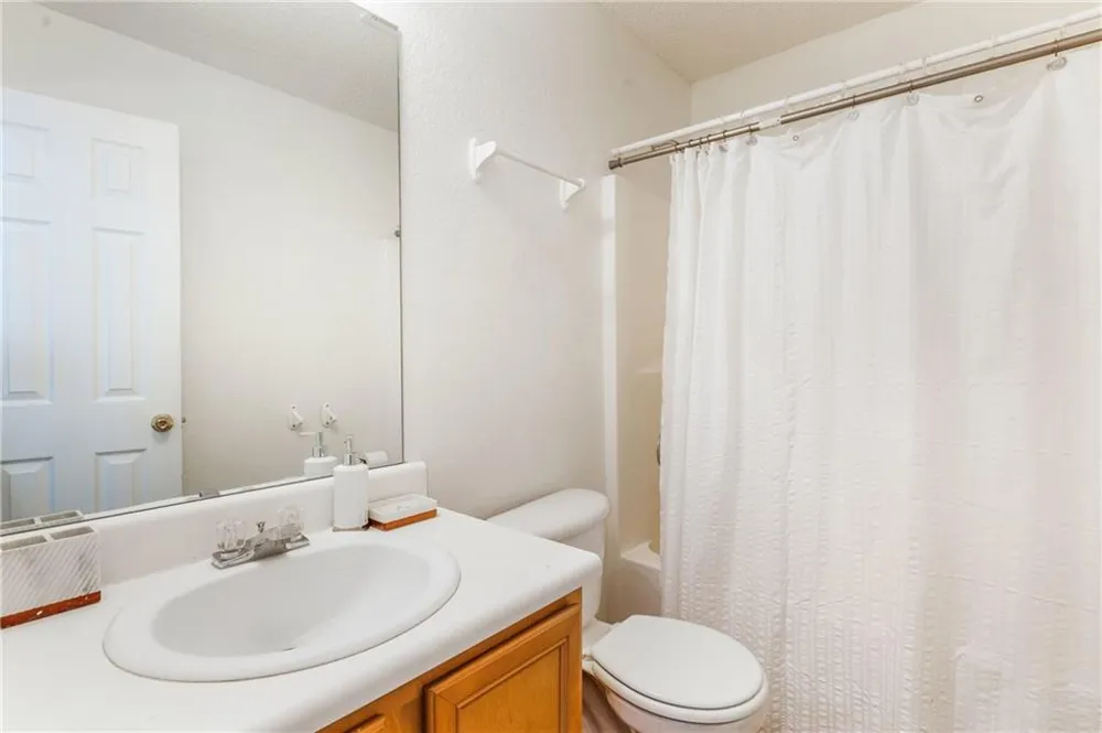 565 Carlton Pointe Drive Palmetto, GA 30268