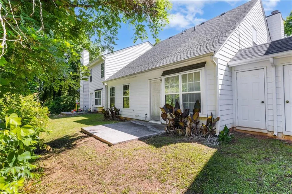 565 Carlton Pointe Drive Palmetto, GA 30268