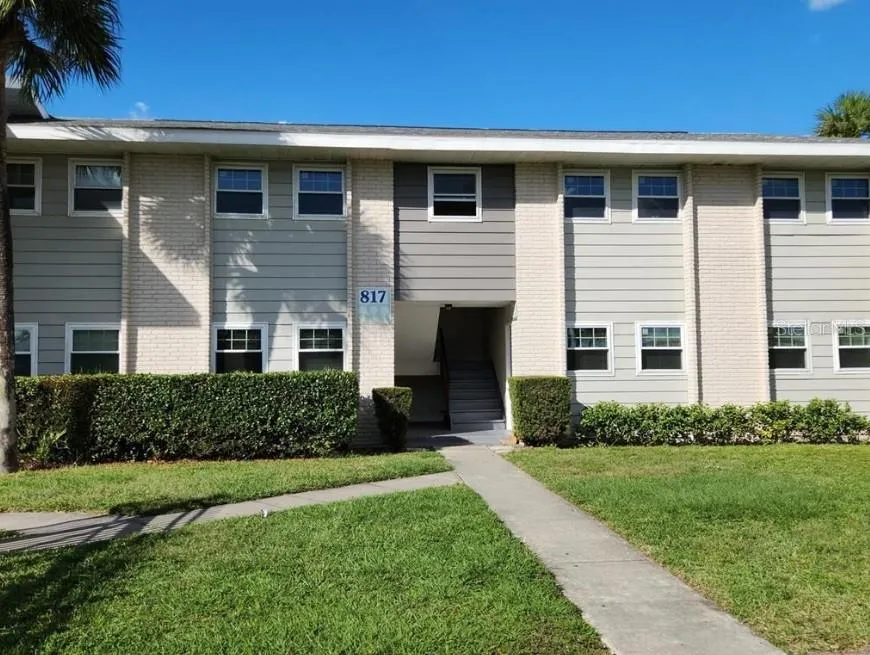 817 SKY LAKE CIRCLE #A Orlando, FL 32809