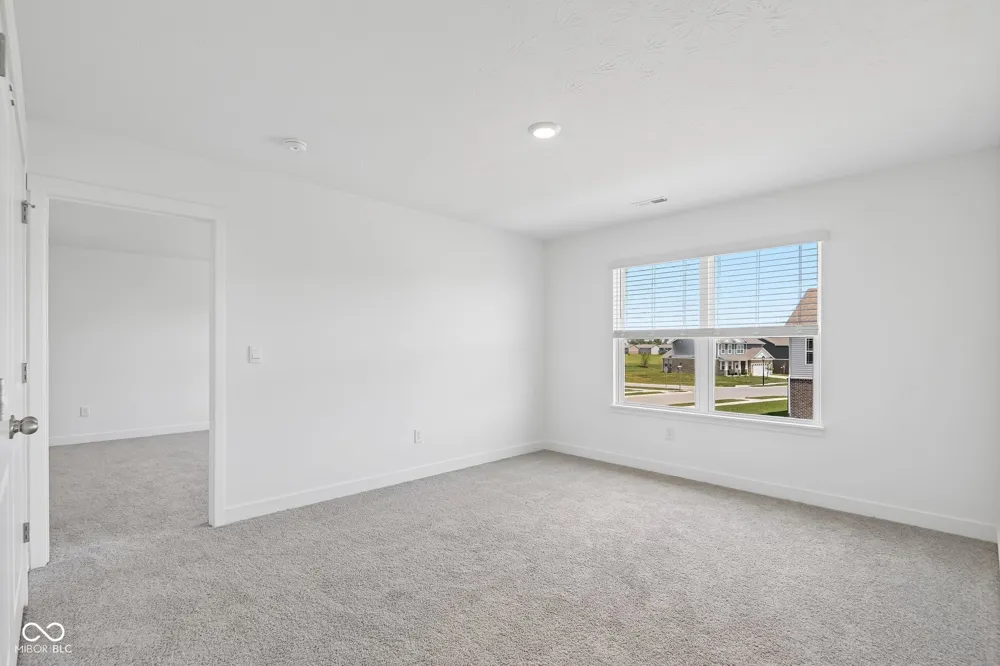 100 Ames Drive Whiteland, IN 46184