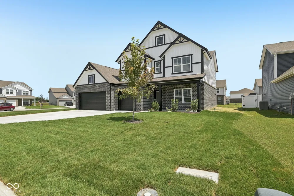 100 Ames Drive Whiteland, IN 46184