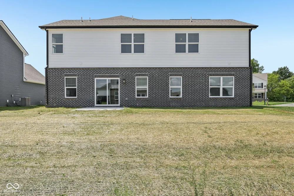 100 Ames Drive Whiteland, IN 46184