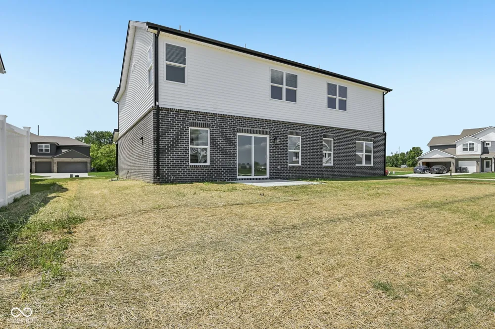 100 Ames Drive Whiteland, IN 46184