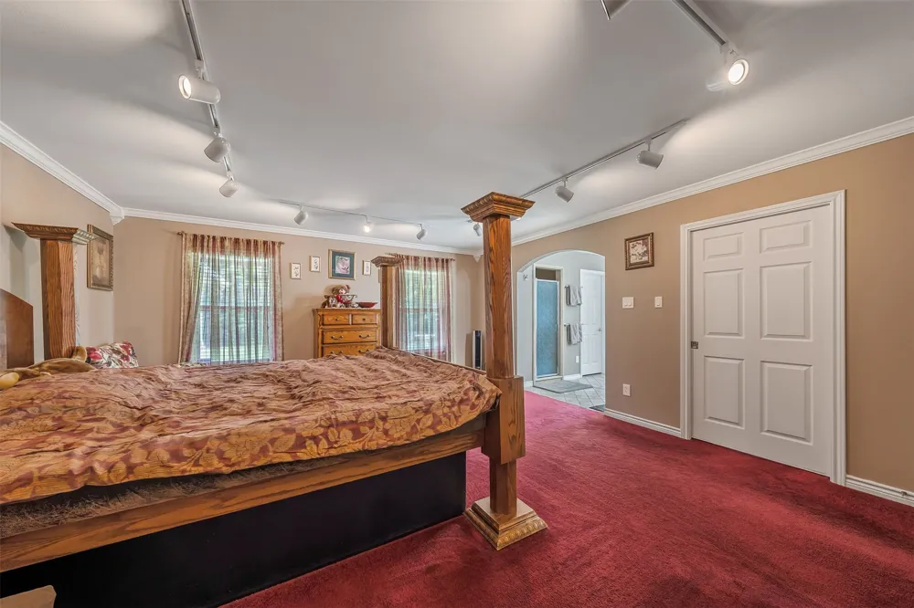 19135 Bynum Flint, TX 75762