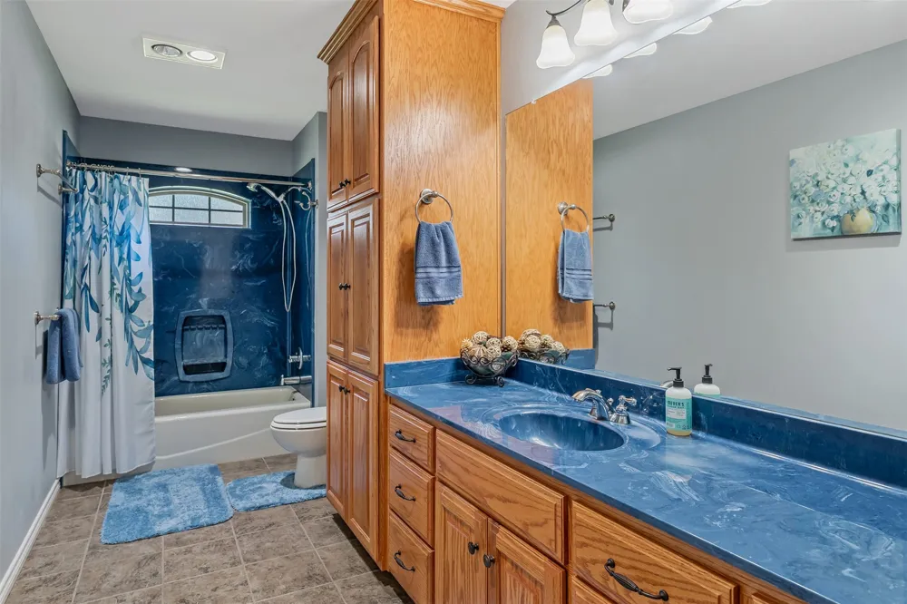 19135 Bynum Flint, TX 75762