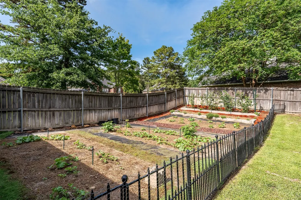 19135 Bynum Flint, TX 75762