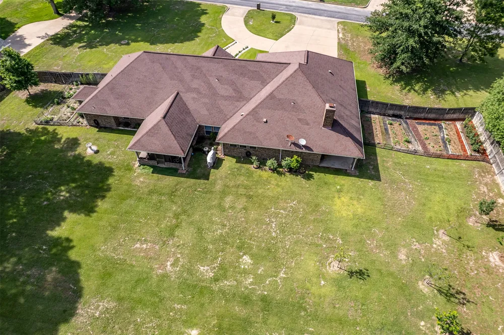 19135 Bynum Flint, TX 75762