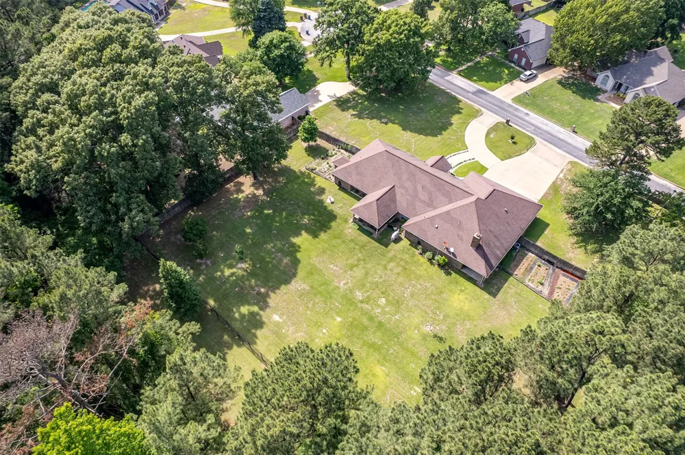 19135 Bynum Flint, TX 75762