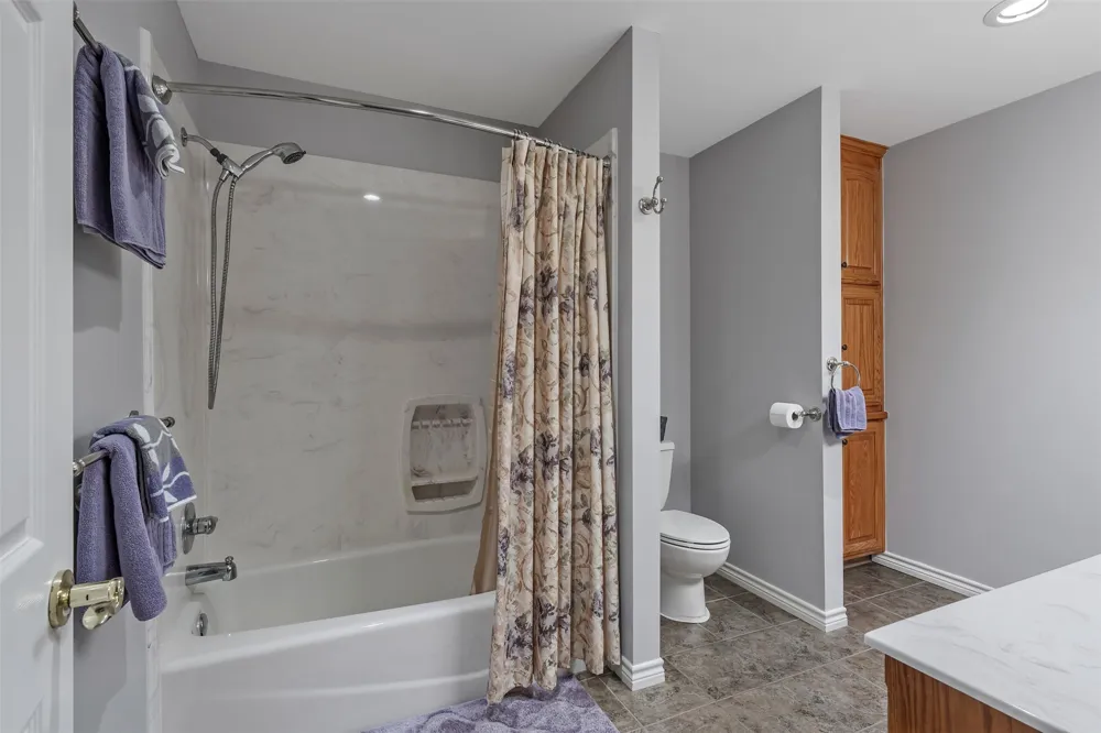 19135 Bynum Flint, TX 75762