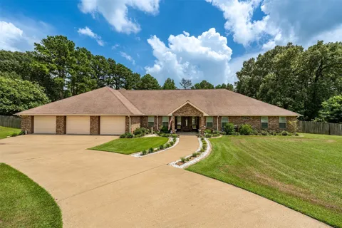 19135 Bynum