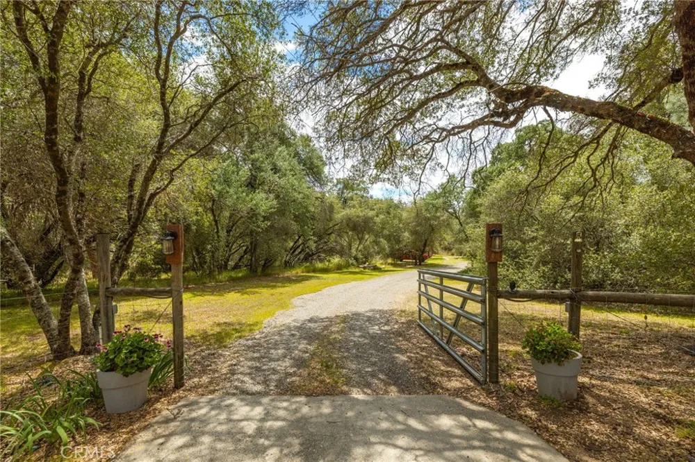 46320 Oonay Nation Road Coarsegold, CA 93614