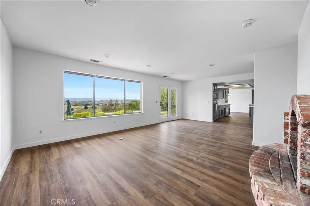 4205 High Grove Road Templeton, CA 93465