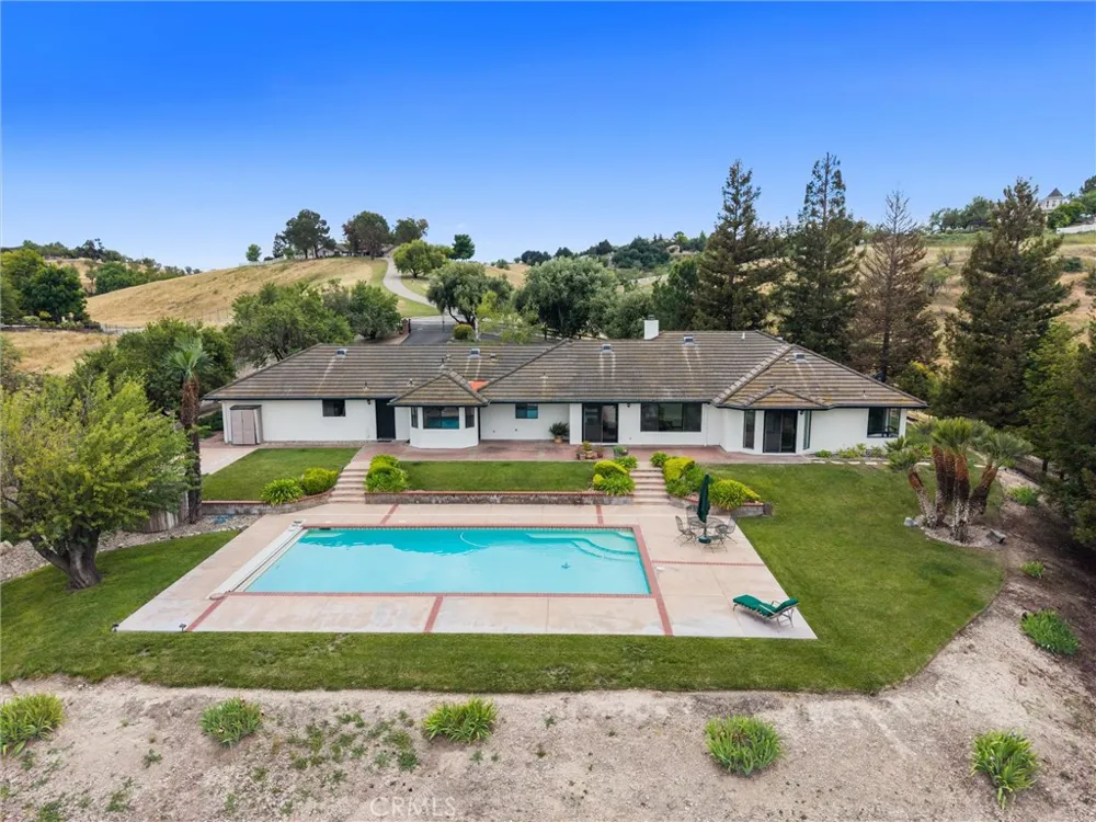 4205 High Grove Road Templeton, CA 93465