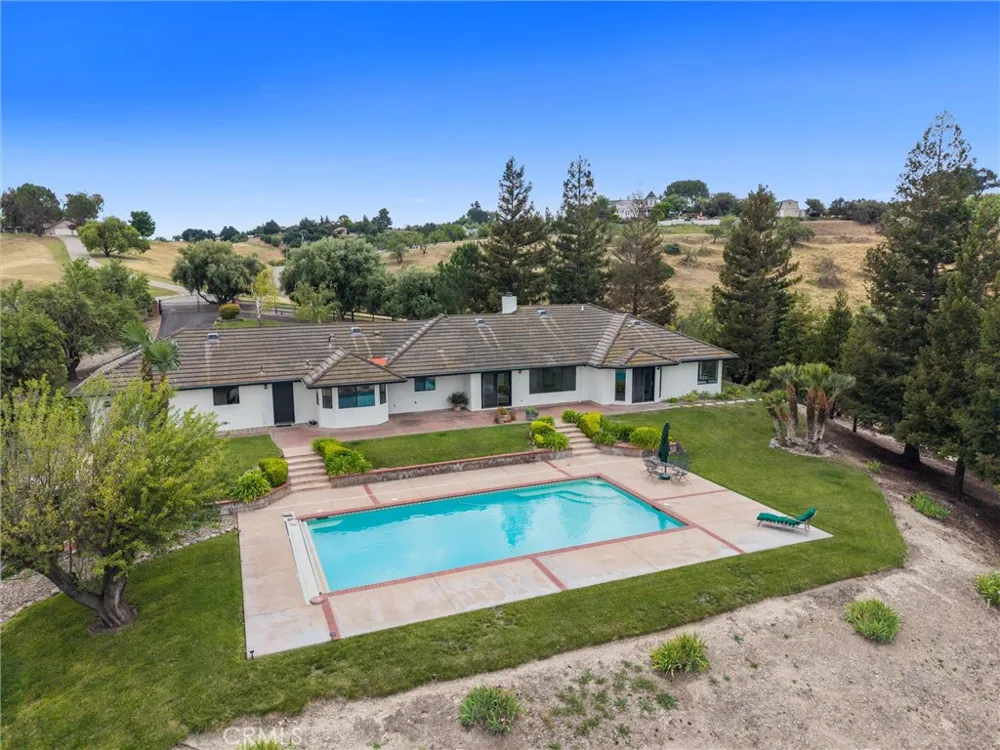 4205 High Grove Road Templeton, CA 93465