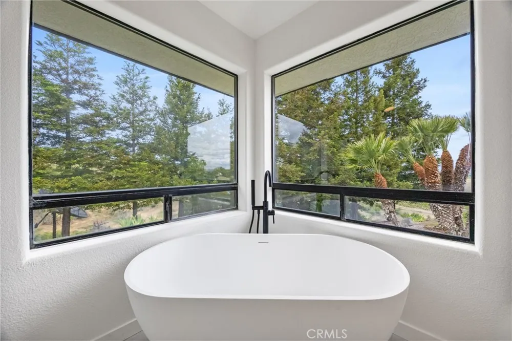 4205 High Grove Road Templeton, CA 93465