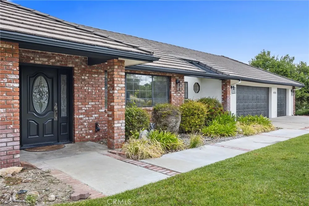4205 High Grove Road Templeton, CA 93465