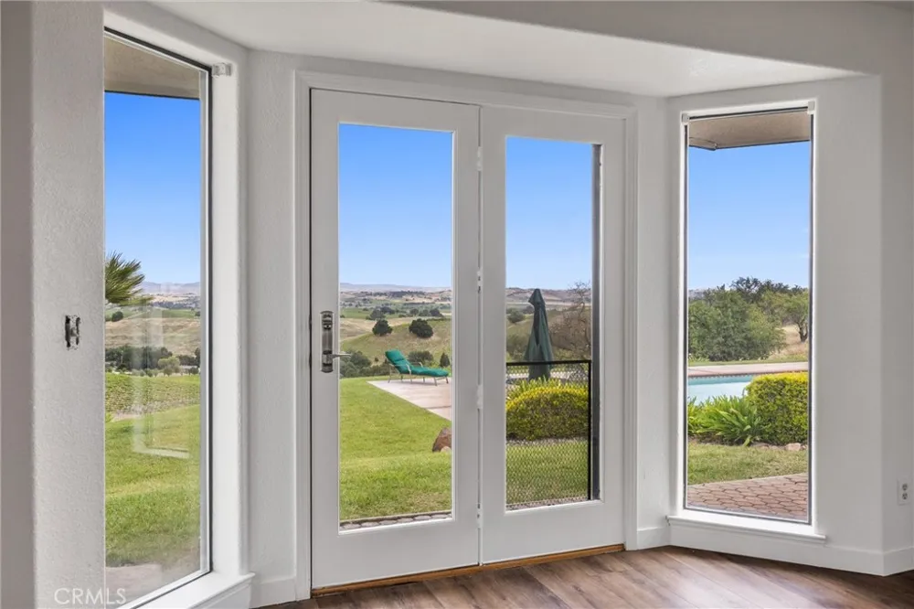 4205 High Grove Road Templeton, CA 93465