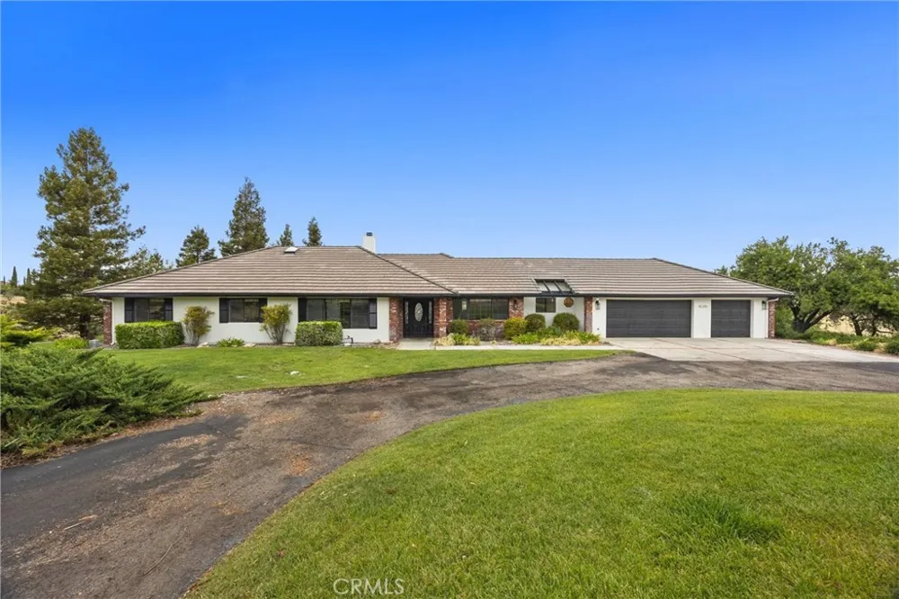 4205 High Grove Road Templeton, CA 93465