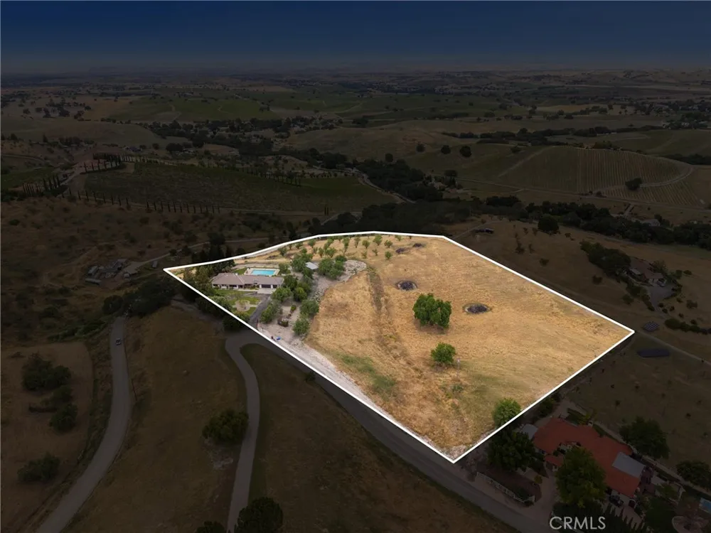 4205 High Grove Road Templeton, CA 93465