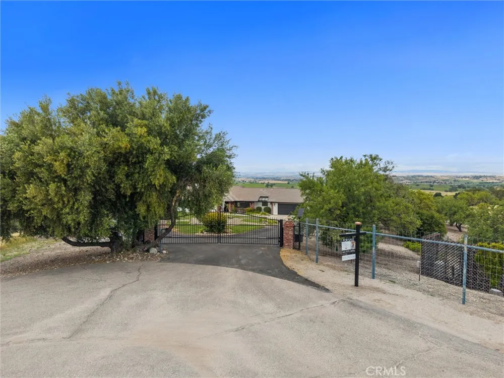 4205 High Grove Road Templeton, CA 93465