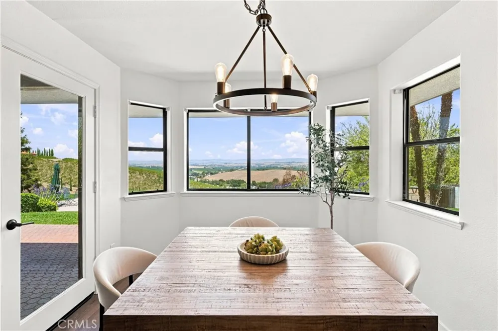 4205 High Grove Road Templeton, CA 93465