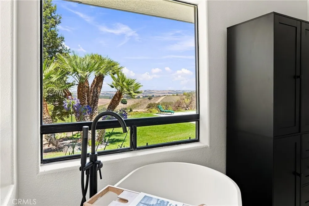 4205 High Grove Road Templeton, CA 93465