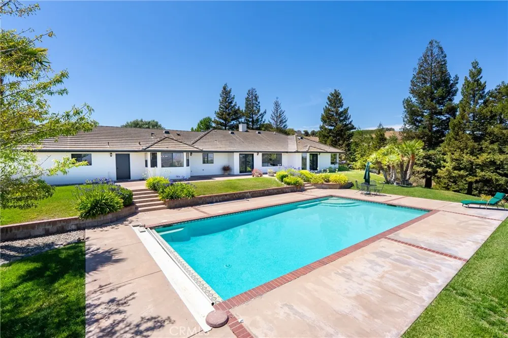 4205 High Grove Road Templeton, CA 93465