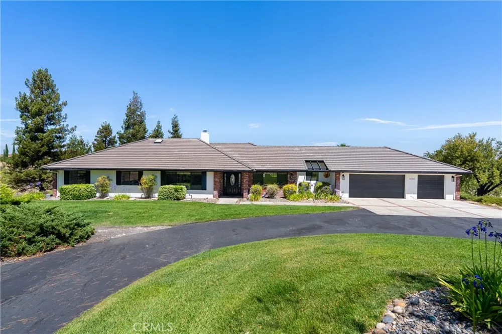 4205 High Grove Road Templeton, CA 93465
