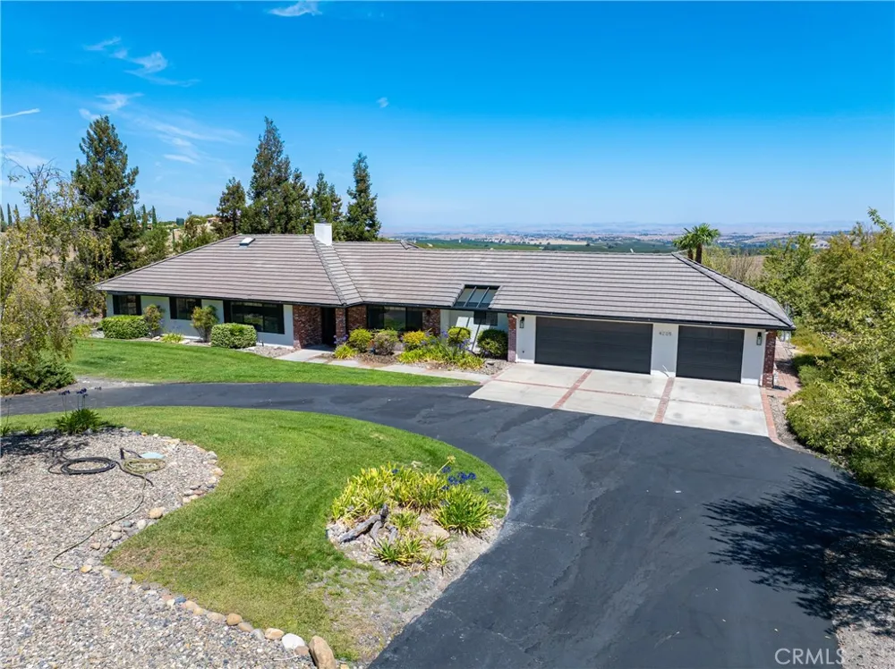 4205 High Grove Road Templeton, CA 93465