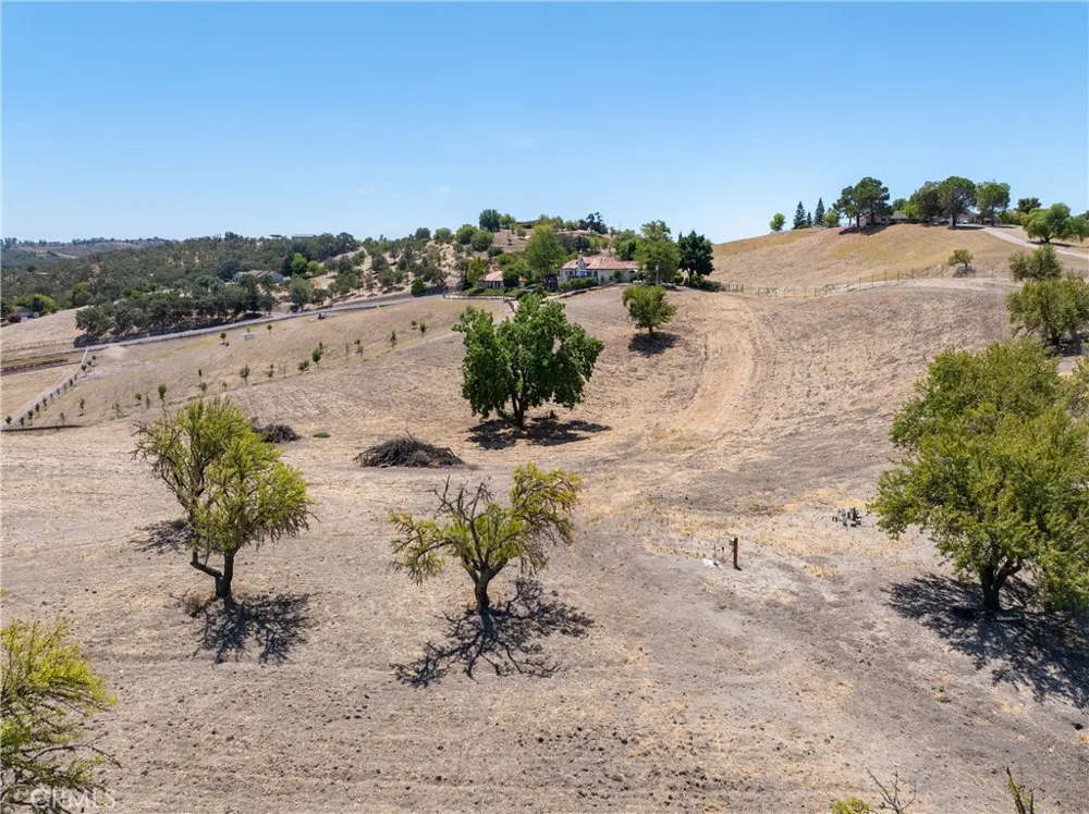 4205 High Grove Road Templeton, CA 93465