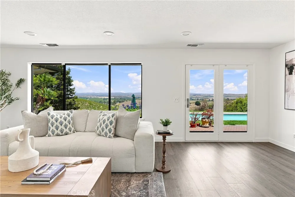 4205 High Grove Road Templeton, CA 93465